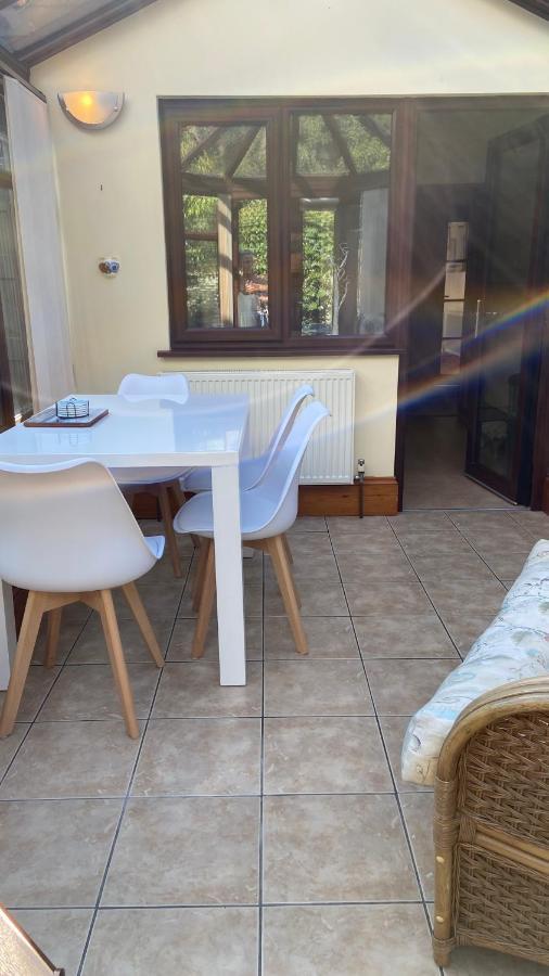 Beautiful Bexhill Cottage With Garden 3 Mins Walk To Beach Εξωτερικό φωτογραφία
